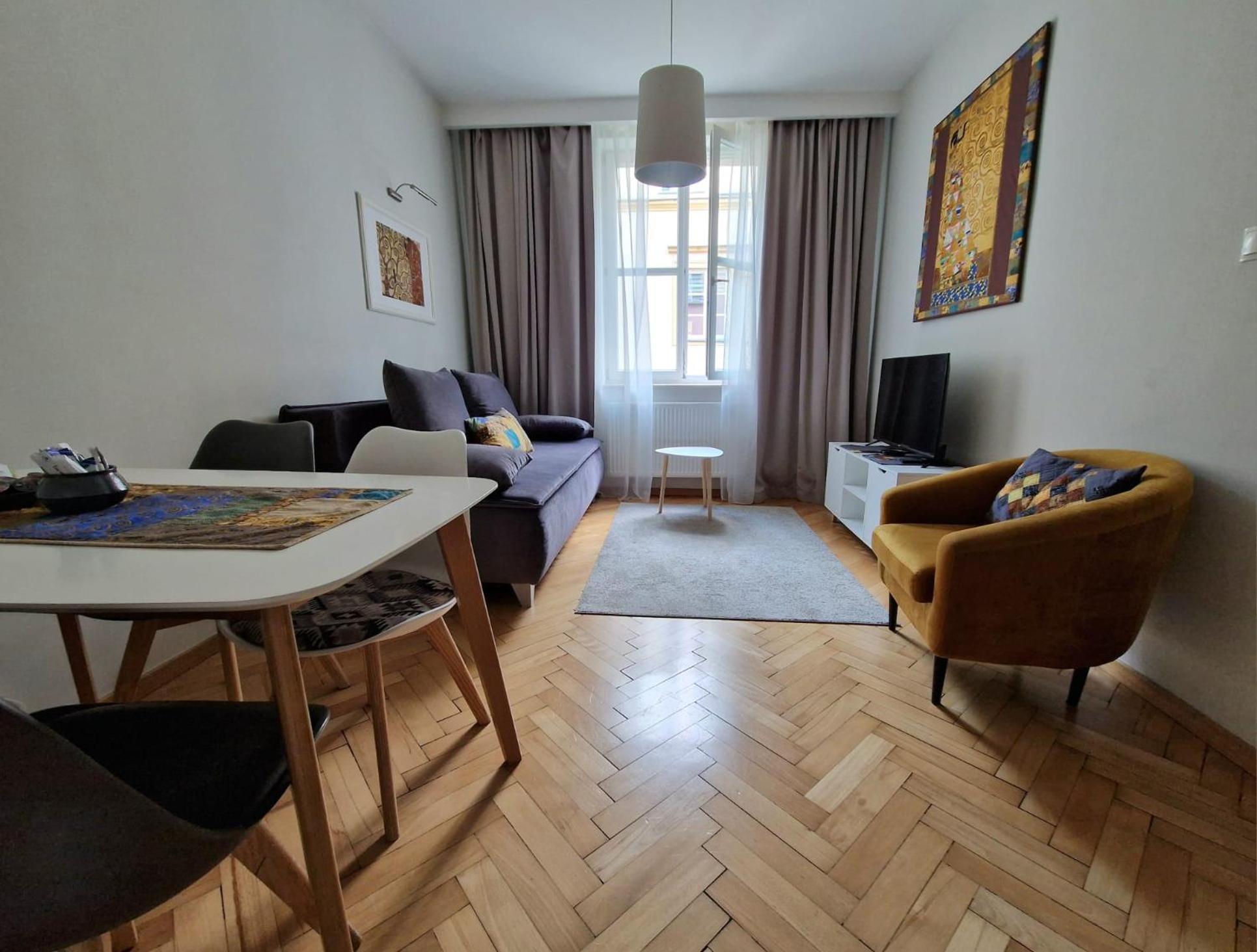 Brokilon House Apartment คราคูฟ ภายนอก รูปภาพ